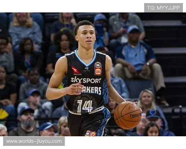 全明星HBCU经典赛北卡罗来纳农工州立大学vs汉普顿大学,展现大学篮球风采 全明星HBCU经典赛北卡罗来纳农工州立大学vs汉普顿大学,展现大学篮球风采